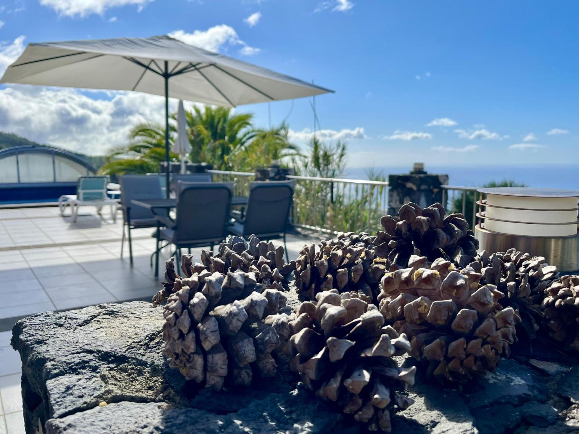 Villa Buena Vista mit beheiztem, abdeckbarem Pool und Sauna Tijarafe Exterior foto